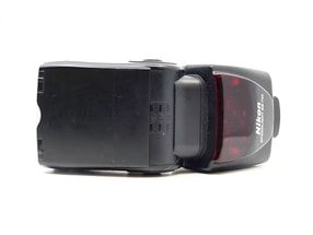 Nikon SB-700 Speedlight