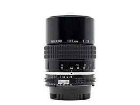 Nikon Ai Nikkor 135mm f/2.8