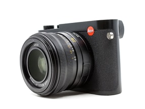 Leica Q2