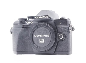 Olympus OM-D E-M10 Mark III
