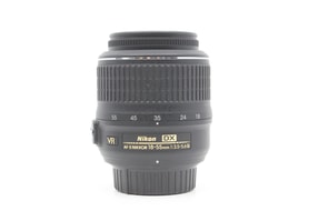 Nikon AF-S DX Nikkor 18-55mm f/3.5-5.6G VR