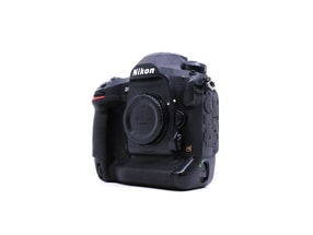 Nikon D6