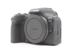 Canon EOS R10