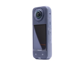 Insta360 X4