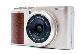 Fujifilm XF10