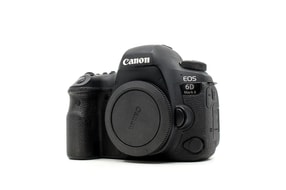 Canon EOS 6D Mark II