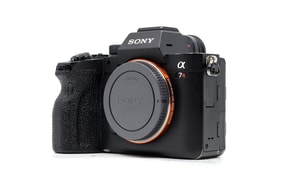 Sony Alpha A7R IV