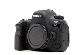 Canon EOS 6D Mark II