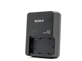 Caricabatterie Sony BC-QZ1
