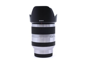 Sony E 18-200mm f/3.5-6.3 OSS