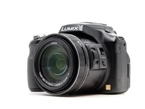 Panasonic Lumix DMC-FZ200
