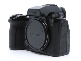 Panasonic Lumix S5 IIX