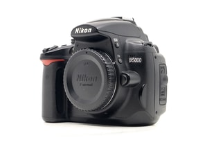 Nikon D5000
