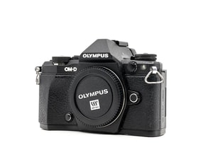 Olympus OM-D E-M5 Mark II