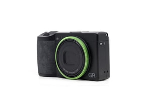 Ricoh GR III