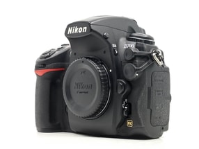 Nikon D700