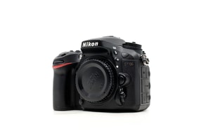 Nikon D7100