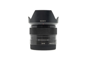 Sony E 35mm f/1.8 OSS