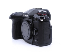 Panasonic Lumix DC-G9
