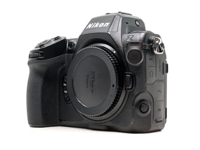 Nikon Z8