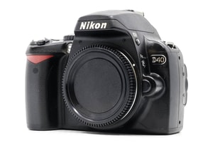 Nikon D40