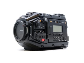 Blackmagic Design URSA Mini Pro G2 4.6K - Canon EF fit