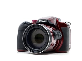 Nikon Coolpix B700