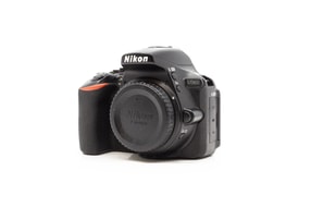 Nikon D5600