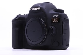 Canon EOS 5D Mark IV