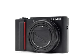 Panasonic Lumix DC-TZ200