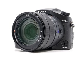 Sony Cyber-shot RX10 Mark III
