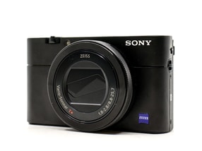 Sony Cyber-shot RX100 Mark V