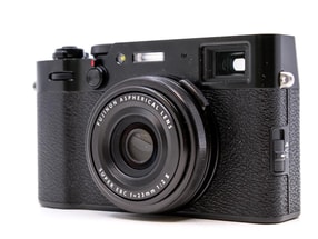 Fujifilm X100V