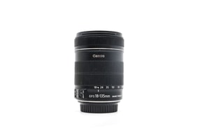 Canon EF-S 18-135mm f/3.5-5.6 IS