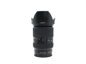 Sony E 18-200mm f/3.5-6.3 LE OSS