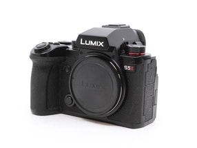 Panasonic Lumix S5 II
