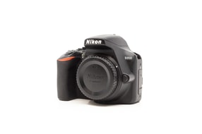 Nikon D3500