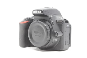 Nikon D5500