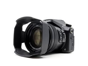Panasonic Lumix DMC-FZ2000