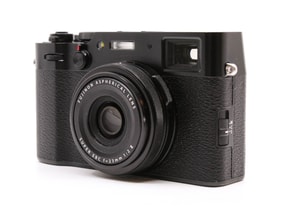 Fujifilm X100V