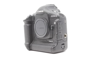 Canon EOS 1D Mark IV