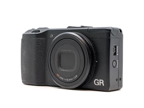Ricoh GR