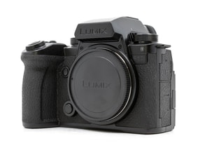 Panasonic Lumix S5 IIX